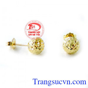 Bán đôi bông tai vàng nụ chất lượng vàng đảm bảo.