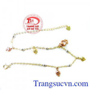 Chiếc lắc nữ vàng