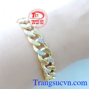 Chất lượng vàng đảm bảo,thiết kế lắc tinh tế và sang trọng. Lắc nam vàng Ý mắt xích 10k