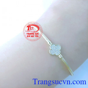 Lắc tay nữ vàng ý nhập khẩu nguyên chiếc, đơn giản tinh tế. Vòng tay cho nữ đeo xinh xắn