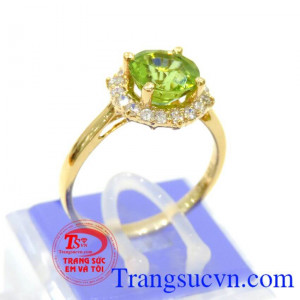 Chiếc nhẫn nữ Đá Peridot thông thái chất lượng đảm bảo uy tín,Có Giấy kiểm định đá quý kèm theo Nhẫn nữ Đá Peridot thông thái giao toàn quốc, bảo hành 1 năm,Nhẫn nữ Đá Peridot thông thái.