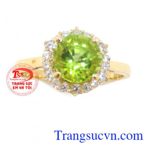 Chiếc nhẫn nữ Đá Peridot thông thái chất lượng đảm bảo uy tín,Có Giấy kiểm định đá quý kèm theo Nhẫn nữ Đá Peridot thông thái giao toàn quốc, bảo hành 1 năm,Nhẫn nữ Đá Peridot thông thái.