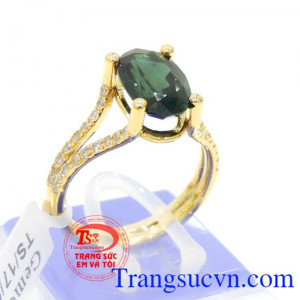 Nhẫn Sapphire nữ vàng Nhẫn nữ vàng gắn đá quý Sapphire thiên nhiên dành cho phái đẹp,Nhẫn Sapphire nữ vàng đeo hợp thời trang và quý phái Nhẫn Sapphire nữ vàng.