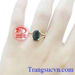 Nhẫn Sapphire nữ vàng Nhẫn nữ vàng gắn đá quý Sapphire thiên nhiên dành cho phái đẹp,Nhẫn Sapphire nữ vàng đeo hợp thời trang và quý phái Nhẫn Sapphire nữ vàng.