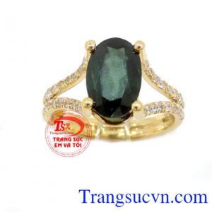 Nhẫn Sapphire nữ vàng Nhẫn nữ vàng gắn đá quý Sapphire thiên nhiên dành cho phái đẹp,Nhẫn Sapphire nữ vàng đeo hợp thời trang và quý phái Nhẫn Sapphire nữ vàng.