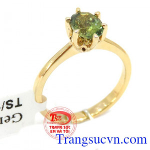 Chiếc Nhẫn đá quý Sapphire tự nhiên Có Giấy kiểm định đá quý và vàng kèm theo Nhẫn đá quý Sapphire tự nhiên bảo hành 1 năm