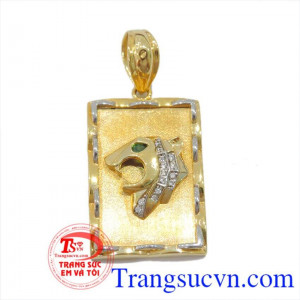 Chiếc Mặt dây vàng báo vàng dành cho nam tinh tế và sang trọng