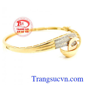 Chiếc Vòng tay vàng 18k Ý 750,Vòng tay vàng nhập khẩu nguyên chiếc. 