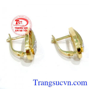 Đôi hoa tai nữ vàng 18k đẳng cấp và sang trọng