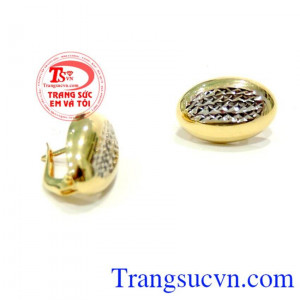 Hoa tai nữ vàng tây 18k là món quà tặng cho nữ nhân dịp sinh nhật và kỷ niệm