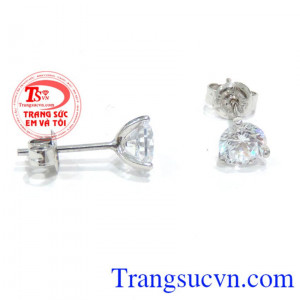 Đôi Nụ hoa tai vàng tinh tế và chất lượng. 