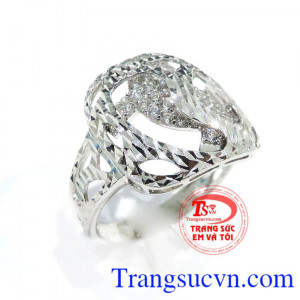 Nhẫn 18k vàng trắng kiểu nhập khẩu nguyên chiếc,bảo hành 12 tháng,Giao toàn quốc, là món quà tặng cho nữ đẹp,Nhẫn 18k vàng trắng kiểu