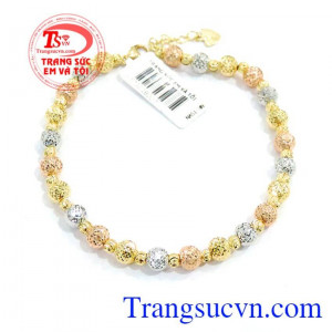 Chiếc Lắc Vàng 18k Ý nhập khẩu đeo bền đẹp và sáng bóng. 