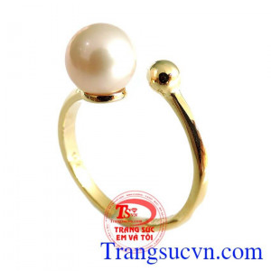 Chiếc Nhẫn ngọc trai nữ vàng chất lượng đảm bảo uy tín,chiếc Nhẫn ngọc trai nữ Bảo hành 1 năm chất lượng vàng đảm bảo uy tín,Nhẫn ngọc trai nữ vàng Giao hàng toàn quốc.