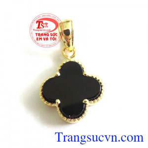 Mặt vàng cỏ bốn lá chất lượng đảm bảo uy tín,