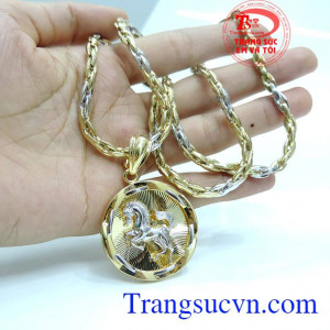 Mặt dây chuyền nam chạm khắc vàng 10k sáng bóng đảm bảo chất lượng hợp thời trang, sang trọng và phong thủy