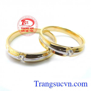 Đôi nhẫn cưới đính đá tình yêu vàng tây đẹp