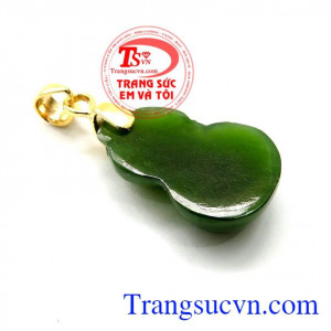 Đeo Mặt dây chuyền hồ lô móc vàng trên người có tác dụng bảo vệ mang lại bình an cho người đeo