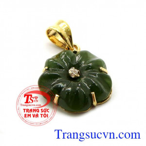 được chạm khác tinh tế,sang trọng,kiểu dáng trẻ trung,