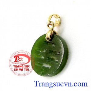 Mặt dây chuyền ngọc chạm khắc móc vàng 14k tinh xảo,