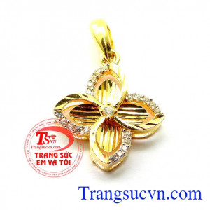 Mặt dây chuyền cỏ bốn lá nhập khẩu thời trang chất lượng cao,