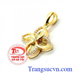 Mỗi lá cỏ tượng trưng cho một thông điệp trong cuộc sống, 