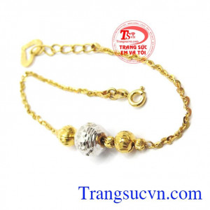 Lắc vàng tây được bảo hành uy tín. 