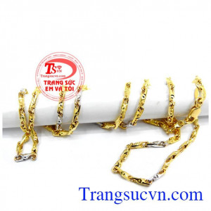 Dây chuyền vàng nữ cá tính 10k,Dây chuyền được chế tác đẹp, hợp thời trang,dễ dàng kết hợp với mặt dây,các phụ kiện khác.Sản phẩm được bảo hành uy tín trên toàn quốc.Dây chuyền vàng nữ cá tính 10k