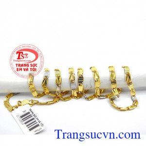 Hãy dành tặng chiếc dây chuyền xinh xắn này tới người nữ mà chúng ta yêu. Dây chuyền nữ đẹp