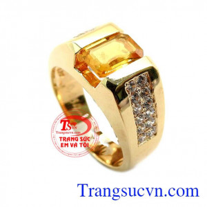 Nhẫn nam đá Sapphire thiên nhiên, là loại đá quý rất hợp với người mệnh kim, sản phẩm được chế tác công phu, tỉ mỉ tôn nên vẻ đẹp của viên đá thiên nhiên ban tặng. Sản phẩm chất lượng cao, có giấy kiểm định, bảo hành 12 tháng,giao hàng nhanh trên toàn quố