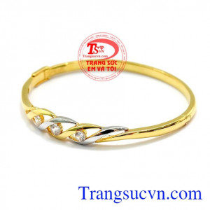 Là sản phẩm được các chị em ưa thích. Vòng nữ tinh tế