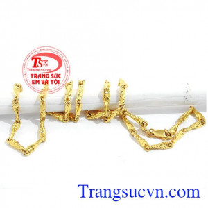 Sản phẩm bền đẹp sáng bóng, bảo hành uy tín trên toàn quốc.