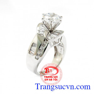 Nhẫn nữ vàng trắng tinh tế được chạm khắc 3D sắc nét,tinh xảo,sản phẩm chất liệu vàng trắng được nhập khẩu từ Hàn Quốc được đính đá vô cùng đẹp