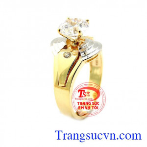 Nhẫn vàng tinh tế được sản xuất tại Hàn Quốc,nhẫn được thiết kế sang trọng,tôn nên vẻ đẹp quý phái của phái nữ,sản phẩm được đính đá lấp lánh