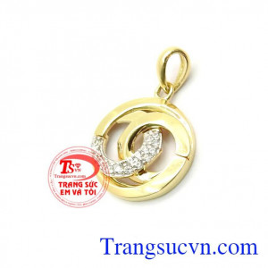 Mặt dây nữ nhập khẩu Hàn Quốc với thiết kế mang phong cách hàn Quốc mang đến vẻ đẹp nhẹ nhàng quý phái cho người đeo
