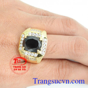 Nhẫn nam quyền uy là sản phẩm đẹp,phong cách,tạo nên sức mạnh quyền uy cho người đeo.Sản phẩm chất lượng cao,bảo hành 6 tháng,giao hàng nhanh trên toàn quốc.