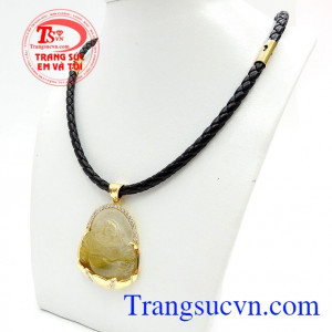 Bộ dây phật Di Lặc thạch anh tóc đẹp là sự kết hợp giữa mặt dây phật Di Lặc biểu tượng cho sự thịnh vượng và hạnh phúc