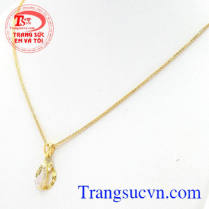 Bộ dây vàng tây nhập cá tính là sự kết hợp đầy sáng tạo giữa sự năng động sang trọng của dây chuyền nhập khẩu nguyên chiếc Ytaly và sự nhẹ nhàng nữ tính của mặt dây nhập khẩu Korea,Bộ dây vàng tây nhập cá tính