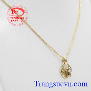 Bộ dây chuyền nhập khẩu khóa tính yêu chất lượng cao cho sự lựa chọn của bạn gái,Bộ dây chuyền nhập khẩu khóa tính yêu