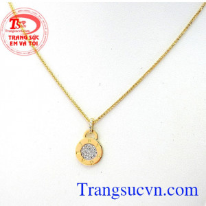 Bộ dây chuyền kết hợp tinh tế phù hợp với nhiều phong cách thời trang và kiểu trang phục,Bộ dây chuyền nữ thời trang phái đẹp