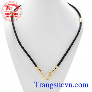 Dây da bện sợi to thể hiện sự mạnh mẽ, nam tính của đàn ông