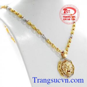 Những sản phẩm làm từ vàng như dây chuyền ngày càng được ưa chuộng