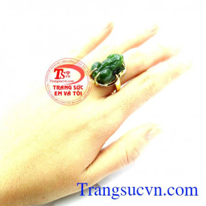 Nhẫn Tỳ Hưu nữ mệnh Hỏa