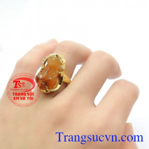 Nhẫn nữ đẹp vàng tây