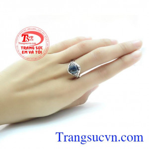 Nhẫn nữ sapphire huyền bí
