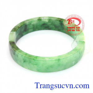 Vòng Tay Ngọc Jadeite Phong Thủy