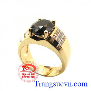 Nhẫn mệnh mộc Sapphire được nhiều người yêu thích