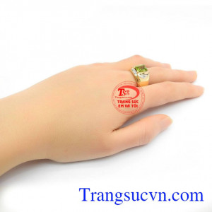 Nhẫn nam tinh tế hộ mệnh Hỏa chất lượng đảm bảo, nhẫn nam vàng tây đá quý, có giấy kiểm định đá quý và vàng, Khách hàng ưa chuộng và bình chọn nhiều năm, giao nhẫn toàn quốc.