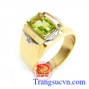 Nhẫn nam tinh tế hộ mệnh Hỏa chất lượng đảm bảo, nhẫn nam vàng tây đá quý, có giấy kiểm định đá quý và vàng, Khách hàng ưa chuộng và bình chọn nhiều năm, giao nhẫn toàn quốc.