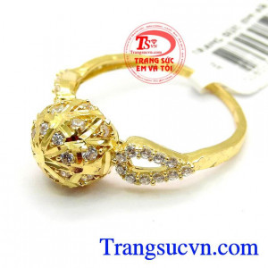 Bán sản phẩm vàng 10k nhẫn nữ cao sang nhẫn nữ món quà ý nghĩa đeo hợp thời trang. 